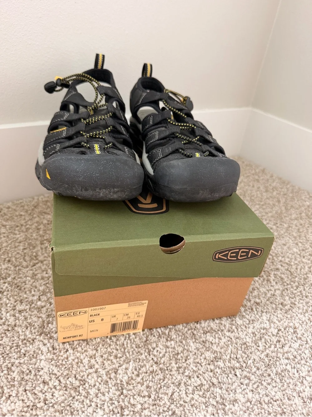 Men's KEEN Newport H2 Closed Toe Sandals